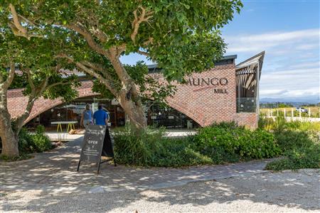 False - House For Sale in Plettenberg Bay Central, Plettenberg Bay, Western Cape - M126858