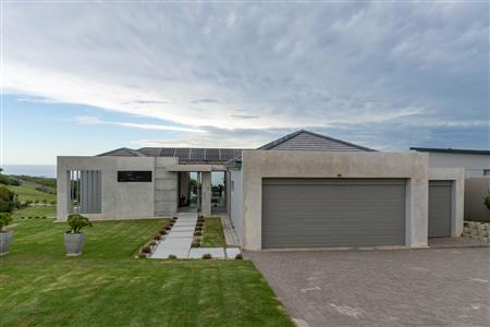 House For Sale in Oubaai, George, Western Cape - M126850