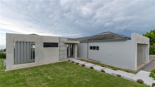 House For Sale in Oubaai, George, Western Cape - M126850