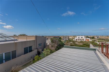 House For Sale in Bettys Bay, Western Cape - M126853
