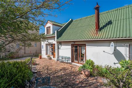 House For Sale in Bettys Bay, Western Cape - M126853