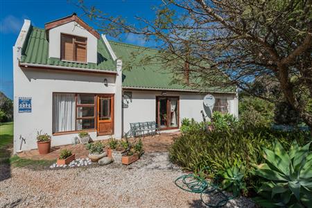 House For Sale in Bettys Bay, Western Cape - M126853