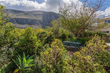 House For Sale in Bettys Bay, Western Cape - M126853