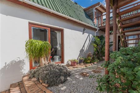 House For Sale in Bettys Bay, Western Cape - M126853