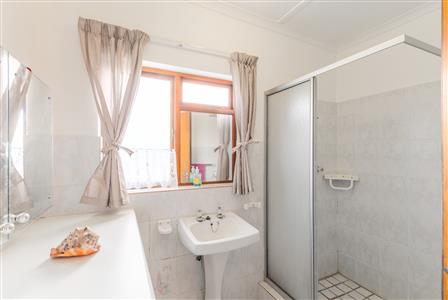 False - House For Sale in Napier, Western Cape - M126855