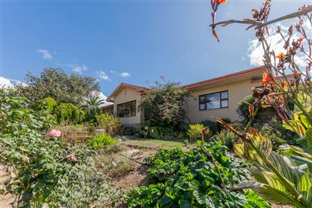 False - House For Sale in Napier, Western Cape - M126855