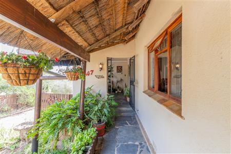 House For Sale in Napier, Western Cape - M126878
