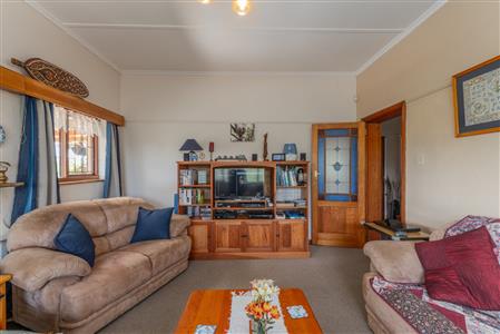 House For Sale in Napier, Western Cape - M126878