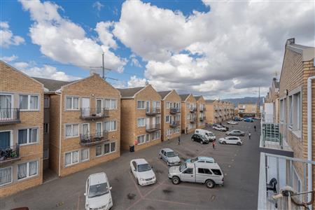 False - Apartment For Sale in Rome, Strand, Western Cape - M126867