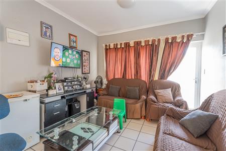 False - Apartment For Sale in Rome, Strand, Western Cape - M126867