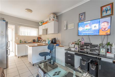 False - Apartment For Sale in Rome, Strand, Western Cape - M126867