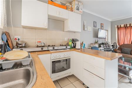 False - Apartment For Sale in Rome, Strand, Western Cape - M126867