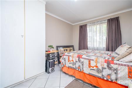 Apartment For Sale in Magalieskruin, Pretoria, Gauteng - M126865