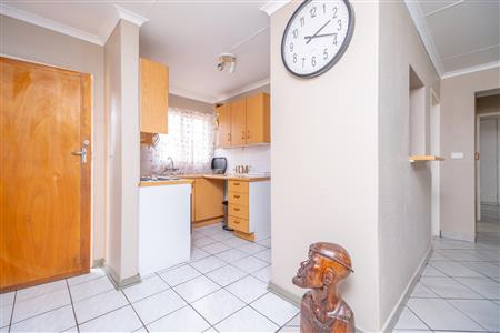 Apartment For Sale in Magalieskruin, Pretoria, Gauteng - M126865