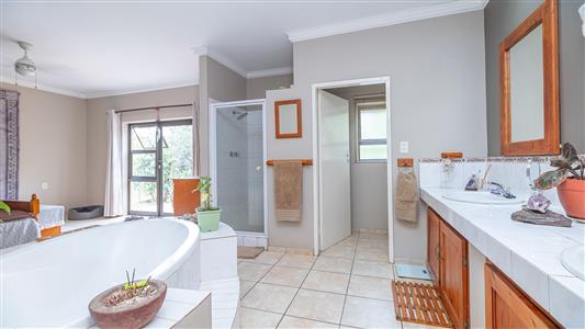 Farm For Sale in Vlakfontein, Centurion, Gauteng - M126866