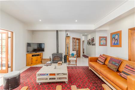 House Sold in Die Boord, Stellenbosch, Western Cape - M126880