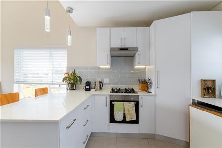 Apartment For Sale in Hartenbos Central, Hartenbos, Western Cape - M126899