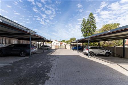 Apartment For Sale in Hartenbos Central, Hartenbos, Western Cape - M126899