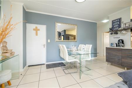 False - Apartment Sold in Olivedale, Randburg, Gauteng - M126900