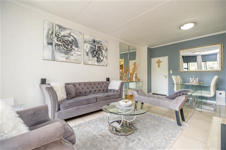 False - Apartment Sold in Olivedale, Randburg, Gauteng - M126900