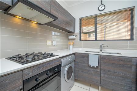False - Apartment Sold in Olivedale, Randburg, Gauteng - M126900