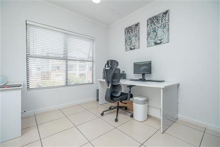 False - Apartment Sold in Olivedale, Randburg, Gauteng - M126900