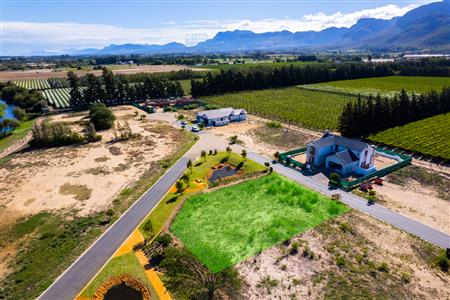 False - Vacant Land For Sale in Val de Vie Estate, Paarl, Western Cape - M122414