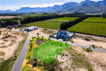 False - Vacant Land For Sale in Val de Vie Estate, Paarl, Western Cape - M122414