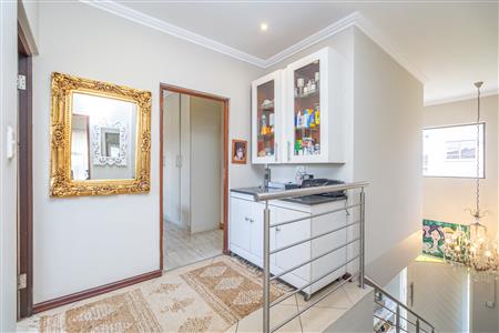 House For Sale in Pinehaven, Krugersdorp, Gauteng - M126906