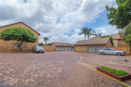 False - Apartment Sold in Zwartkop, Centurion, Gauteng - M126919