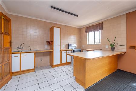 False - Apartment Sold in Zwartkop, Centurion, Gauteng - M126919