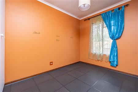 False - Apartment Sold in Zwartkop, Centurion, Gauteng - M126919
