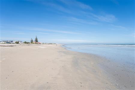 House For Sale in Dwarskersbos, Velddrif, Western Cape - M126913