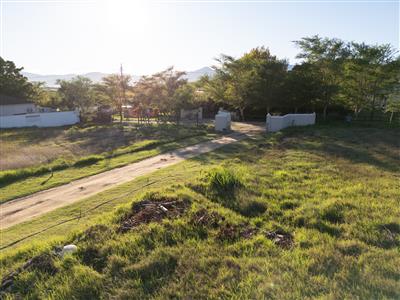 House For Sale in Paarl North, Paarl, Western Cape - M126918