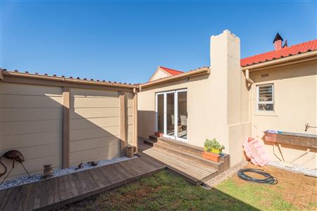 False - House Unavailable in Strand North, Strand, Western Cape - M126933