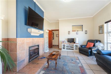 False - House Unavailable in Strand North, Strand, Western Cape - M126933