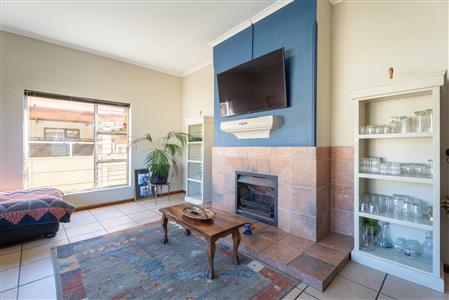 False - House Unavailable in Strand North, Strand, Western Cape - M126933