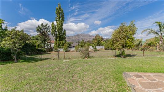 House For Sale in Villiersdorp, Western Cape - M126927