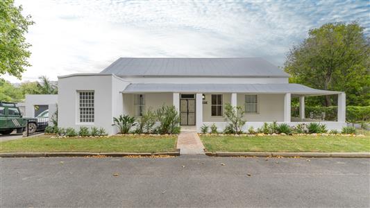 House For Sale in Villiersdorp, Western Cape - M126924