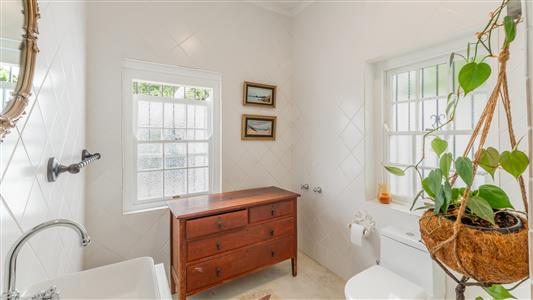 House For Sale in Villiersdorp, Western Cape - M126924