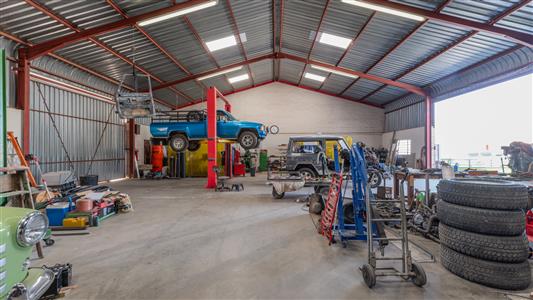 Factory For Sale in Villiersdorp, Western Cape - M126922