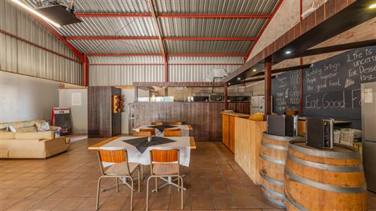 Factory For Sale in Villiersdorp, Western Cape - M126922