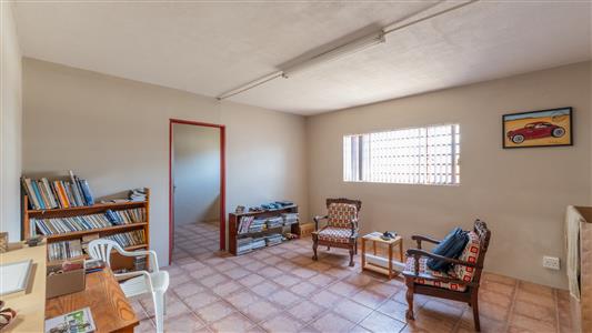 Factory For Sale in Villiersdorp, Western Cape - M126922