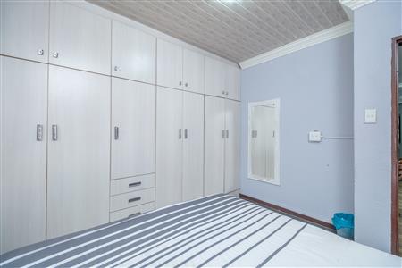 House For Sale in Tlhabane West, Rustenburg, North West - M126948
