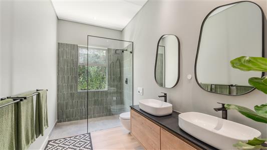 House To Rent in Val de Vie Estate, Paarl, Western Cape - M126936