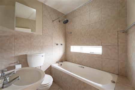 Apartment Rented Out in Uitzicht, Durbanville, Western Cape - M126953