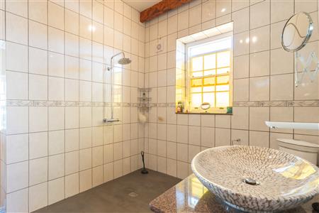 False - House For Sale in McGregor, Western Cape - M126945