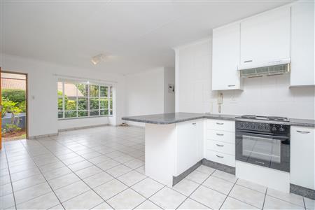 Townhouse Sold in Krugersdorp North, Krugersdorp, Gauteng - M126946