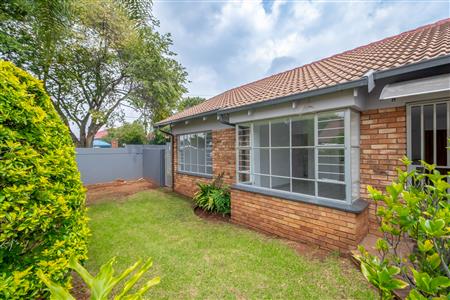 Townhouse Sold in Krugersdorp North, Krugersdorp, Gauteng - M126946