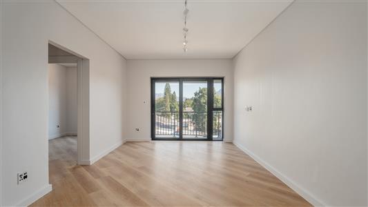 Apartment To Rent in Paarl South, Paarl, Western Cape - M126960